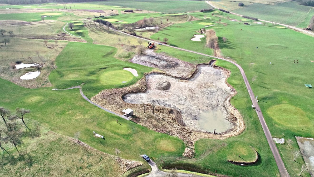 Wie füllt sich der Schwarzweiher nun nach den Bauarbeiten?